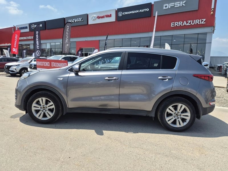Kia SPORTAGE SPORTAGE LX 2.0 GSL 6AT 6AB 2017 - Imagen 8 de 20