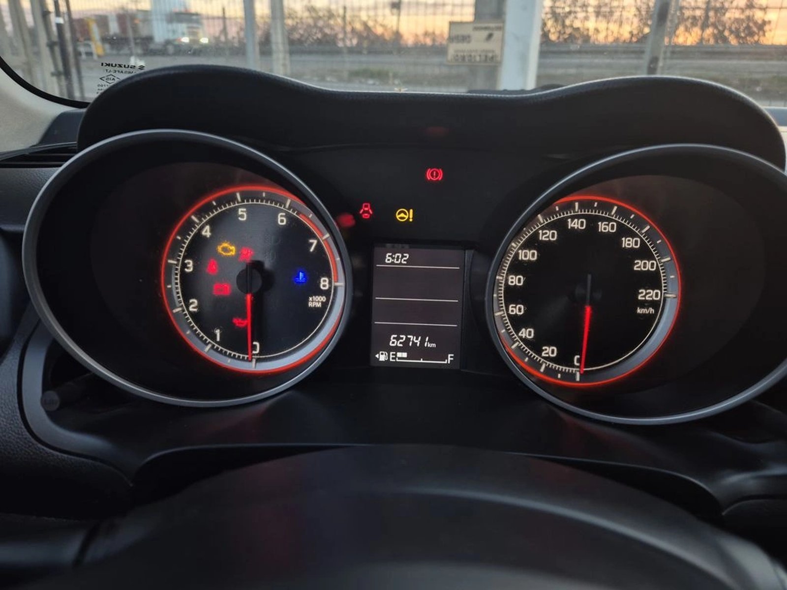 Suzuki SWIFT 1.2 GL MT 2023 - Imagen 12 de 18