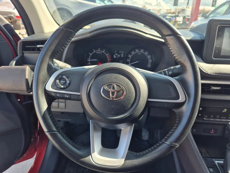 Toyota YARIS 1.5 E SPORT AT 2024 - Imagen 18 de 20