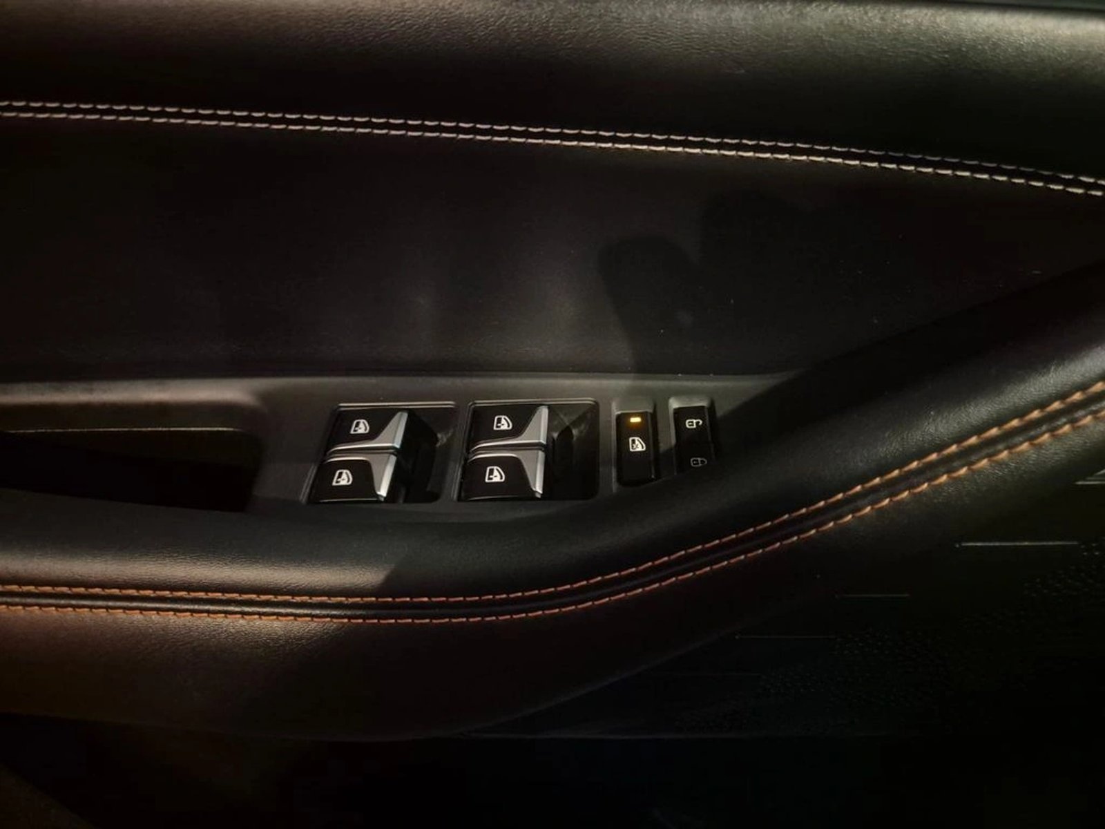 CHANGAN UNI-K LUXURY AT 2025 - Imagen 18 de 20
