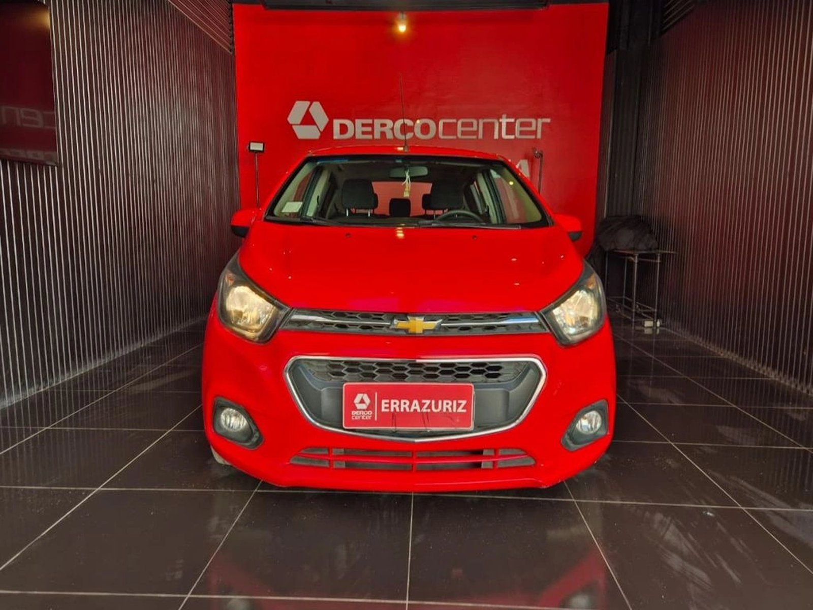Chevrolet SPARK GT 1.2 LT 4X2 MT 5P 2019 - Foto 2 de 17