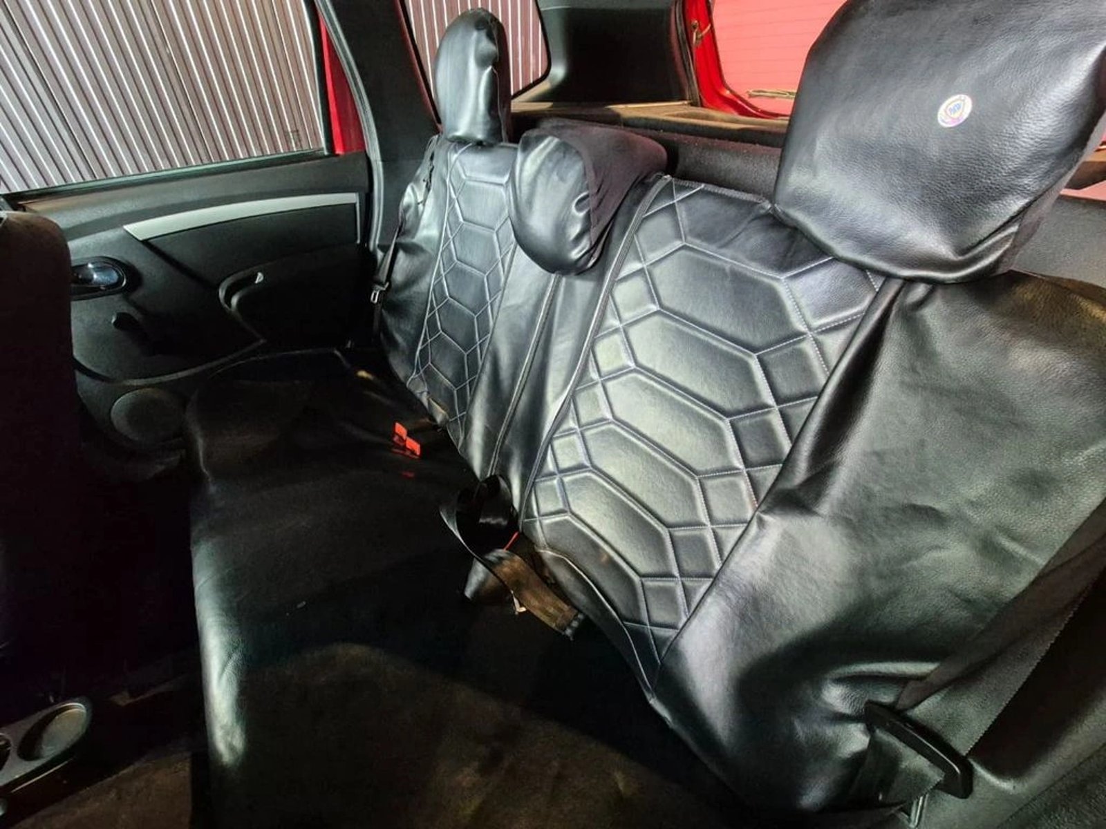 RENAULT DUSTER 1.6 ZEN KIT OUTDOOR MT 2018 - Imagen 16 de 18