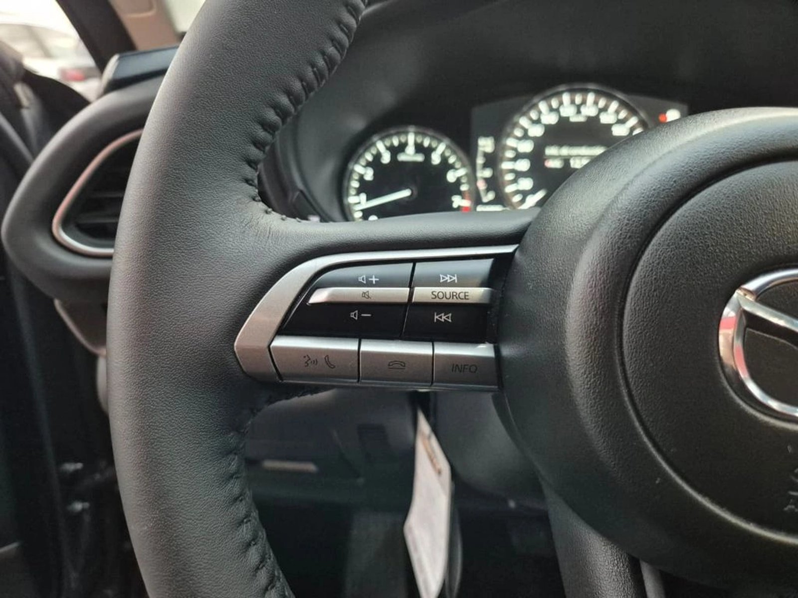 Mazda CX-30 2.0 AT 2024 - Imagen 13 de 19