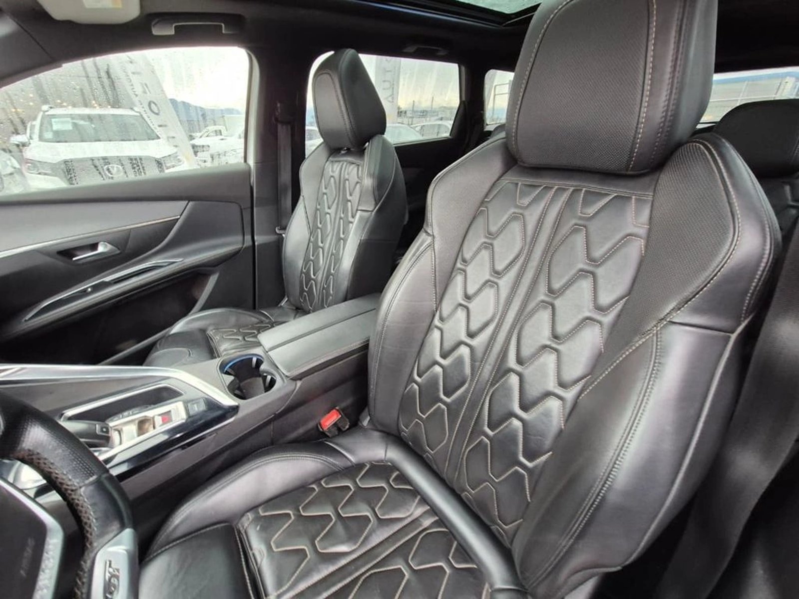 Peugeot 5008 2.0 2020 - Imagen 9 de 20