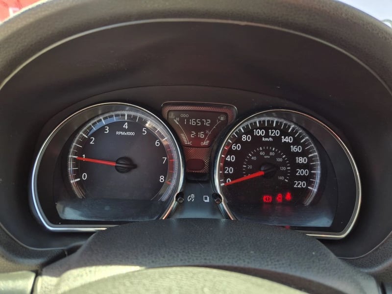 Nissan VERSA 1.5 MT 2021 - Imagen 12 de 20