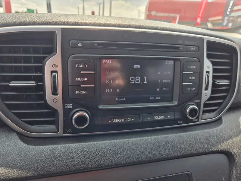 Kia SPORTAGE SPORTAGE LX 2.0 GSL 6AT 6AB 2017 - Imagen 19 de 20
