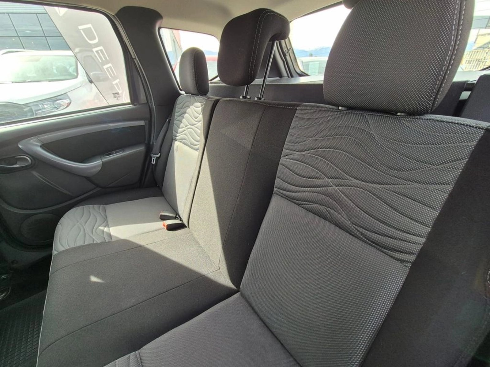 Renault DUSTER 1.6 BENCINA DYNAMIQUE 2016 - Imagen 11 de 20