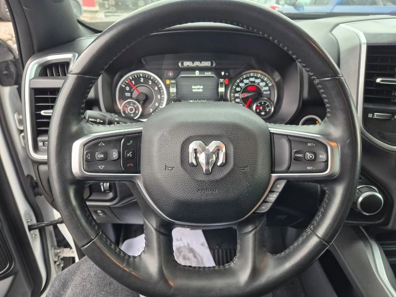 RAM 1500 BIG HORN 4X4 AT 2024 - Imagen 12 de 20