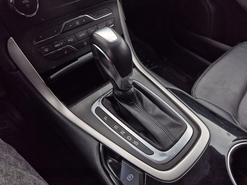 Ford EDGE 2.0 SE ECOBOOST FWD AT 5P 2018 - Imagen 19 de 20