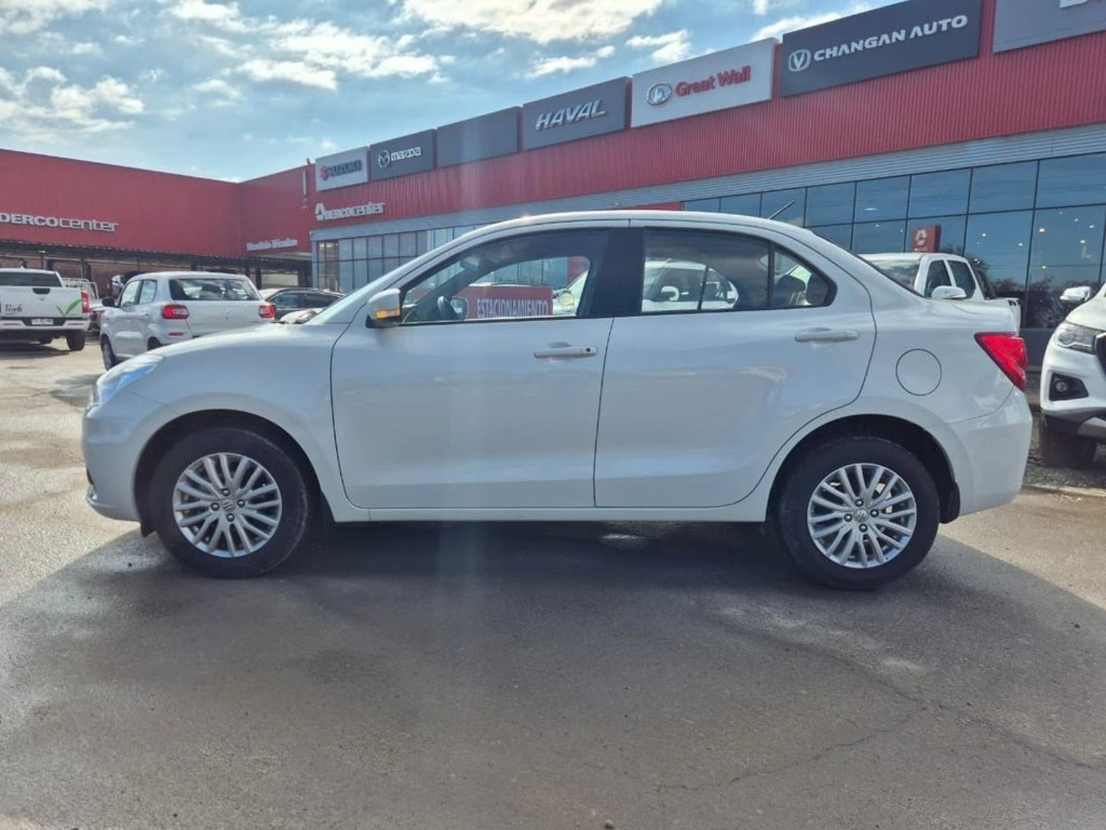 Suzuki DZIRE 1.2 AMT GL SPORT AT 2022 - Imagen 20 de 20