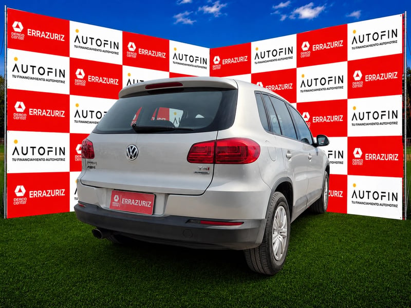 Volkswagen TIGUAN 1.4 FL COMFORT TSI 4X2 MT 2014 - Imagen 4 de 20