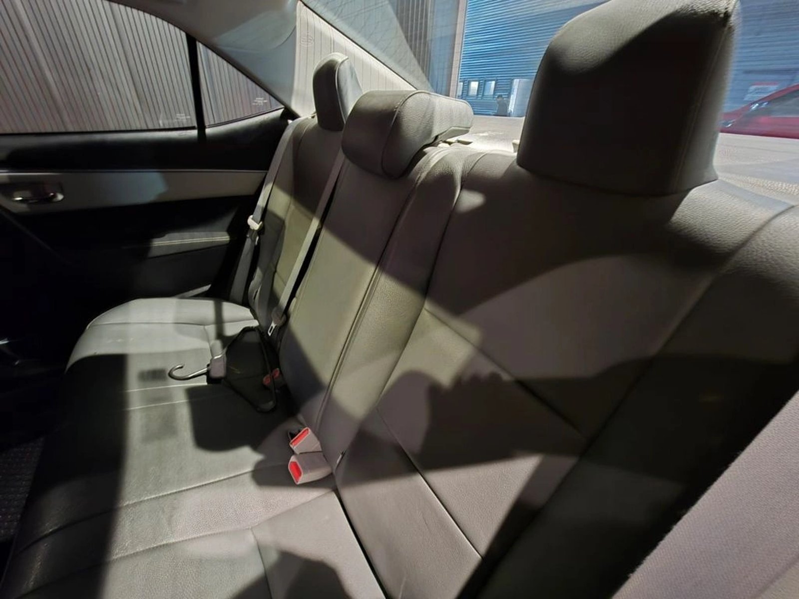 TOYOTA COROLLA SEDAN LEI AT 2017 - Imagen 15 de 15