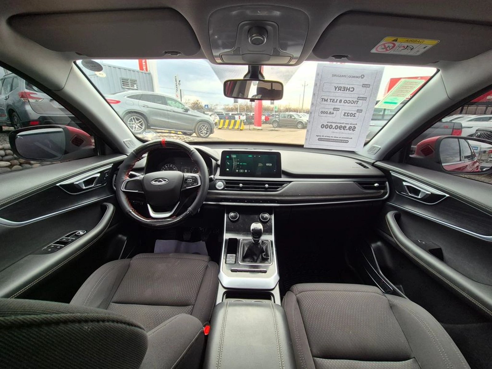 Chery TIGGO 8 1.5T GL 4X2 MT6 5P 2023 - Imagen 15 de 18