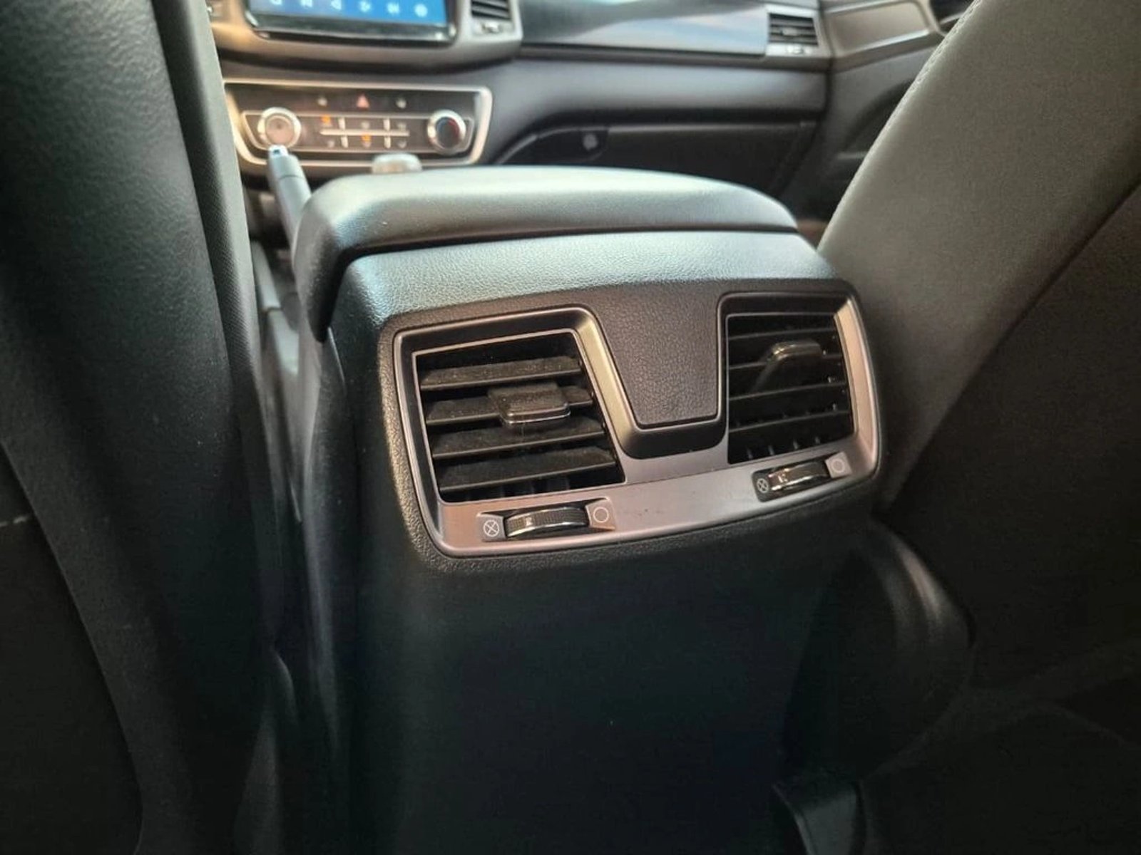 SsangYong GRAND MUSSO 2.2 GRAND GLX TD DIESEL 4WD MT6 4P 2023 - Imagen 15 de 18