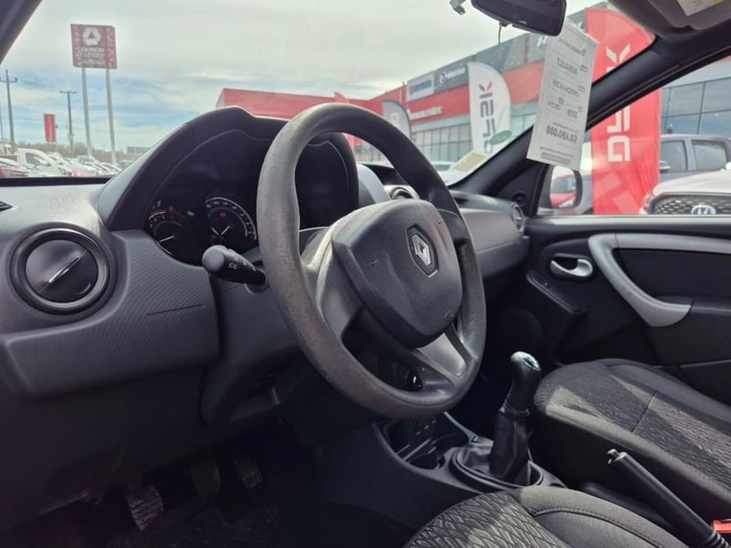 Renault Oroch 1.6 ZEN CD MT 2019 - Imagen 19 de 20