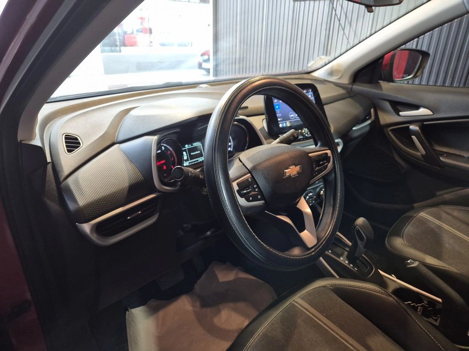 CHEVROLET TRACKER 1.2 LTZ P MT 2022 - Imagen 9 de 19