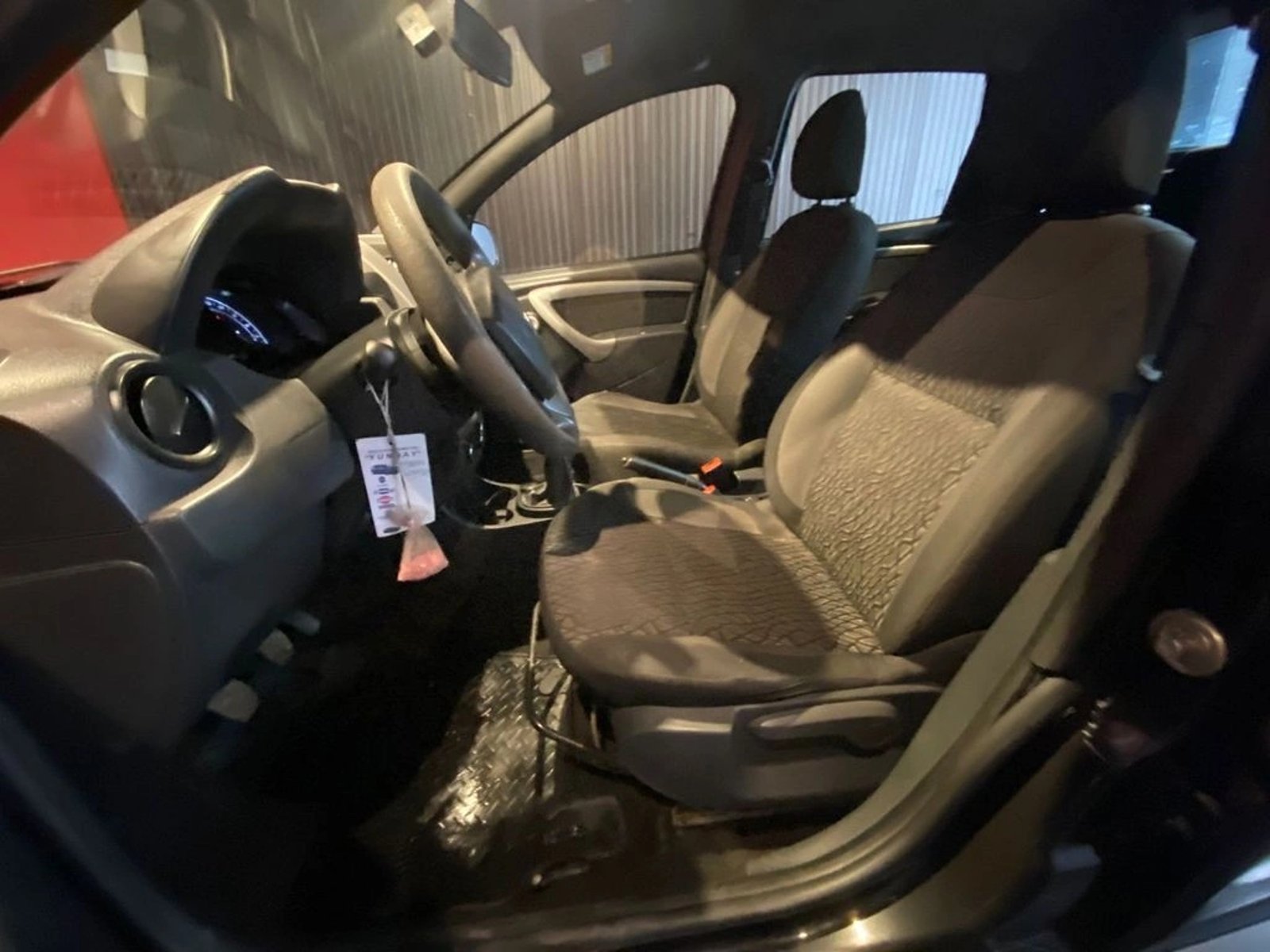 Renault Oroch 1.6 ZEN CD MT 2019 - Imagen 9 de 18