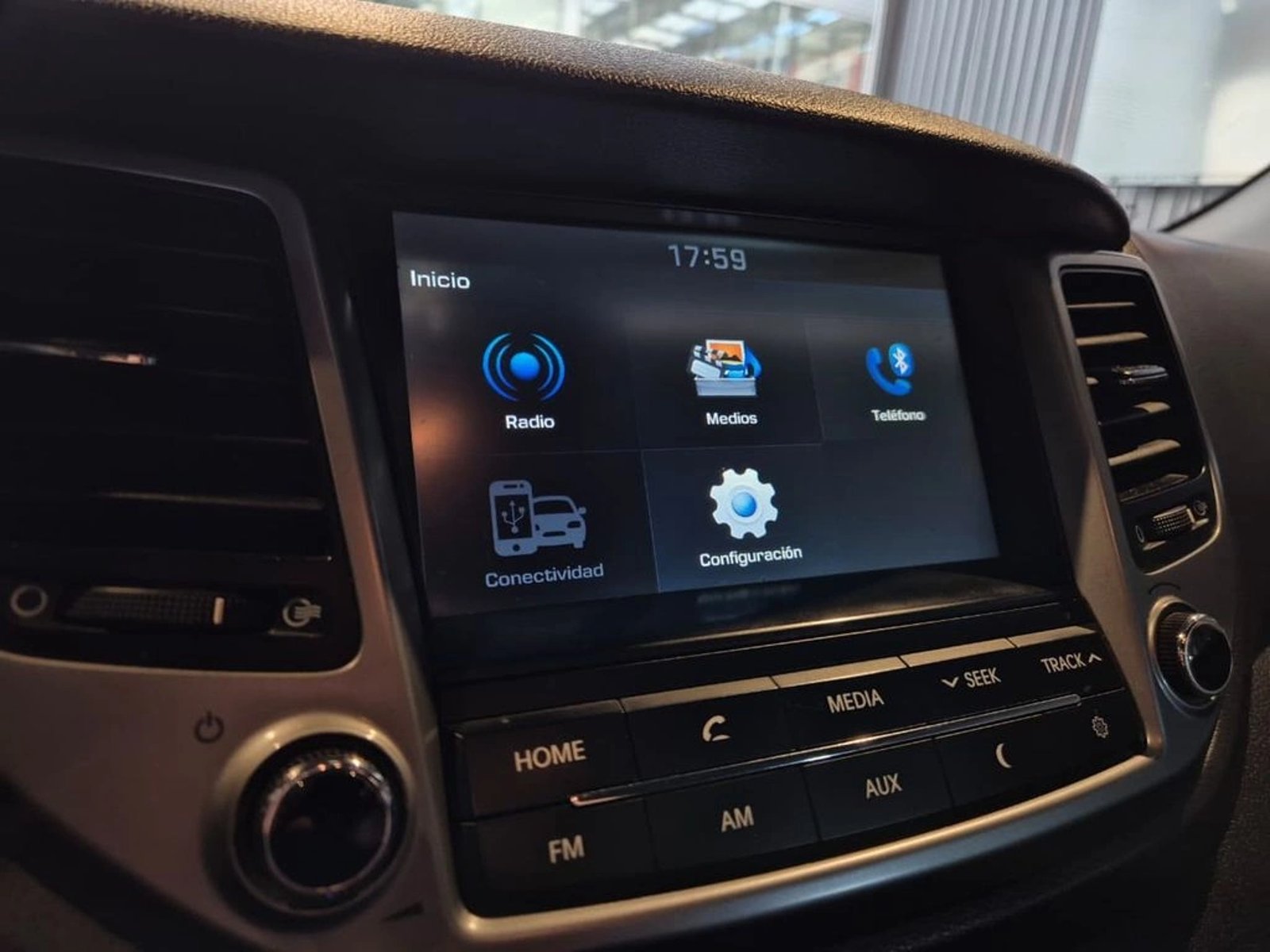 HYUNDAI TUCSON 2.0 ADVANCE 2WD DIESEL GL AT 5P 2019 - Imagen 9 de 19