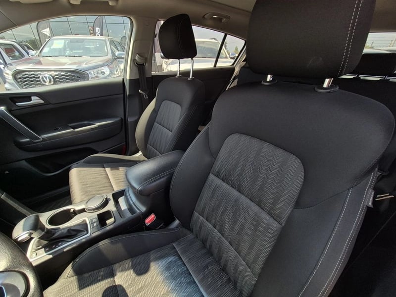 Kia SPORTAGE SPORTAGE LX 2.0 GSL 6AT 6AB 2017 - Imagen 10 de 20