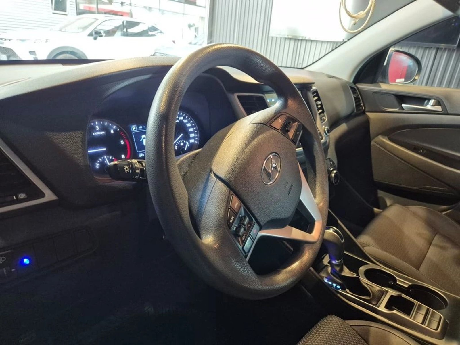 HYUNDAI TUCSON 2.0 ADVANCE 2WD DIESEL GL AT 5P 2019 - Imagen 18 de 19