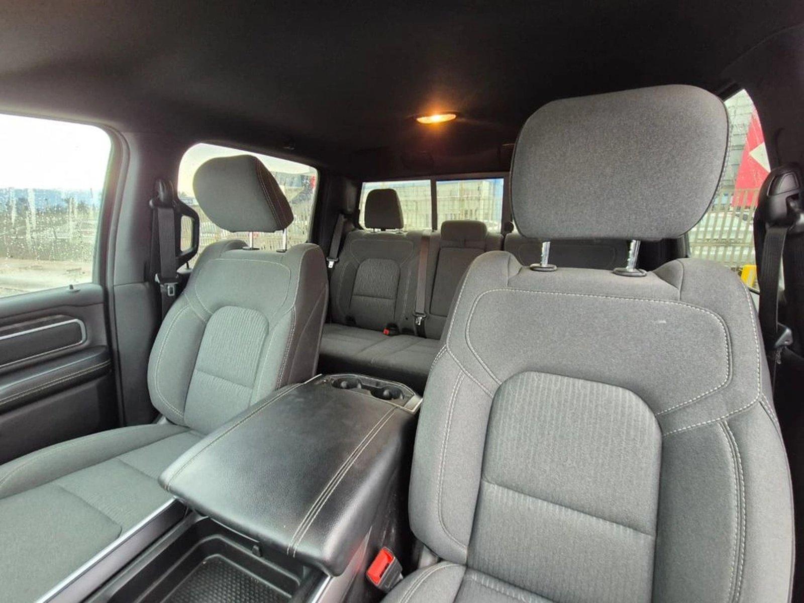 RAM 1500 BIG HORN 4X4 AT 2024 - Imagen 17 de 20