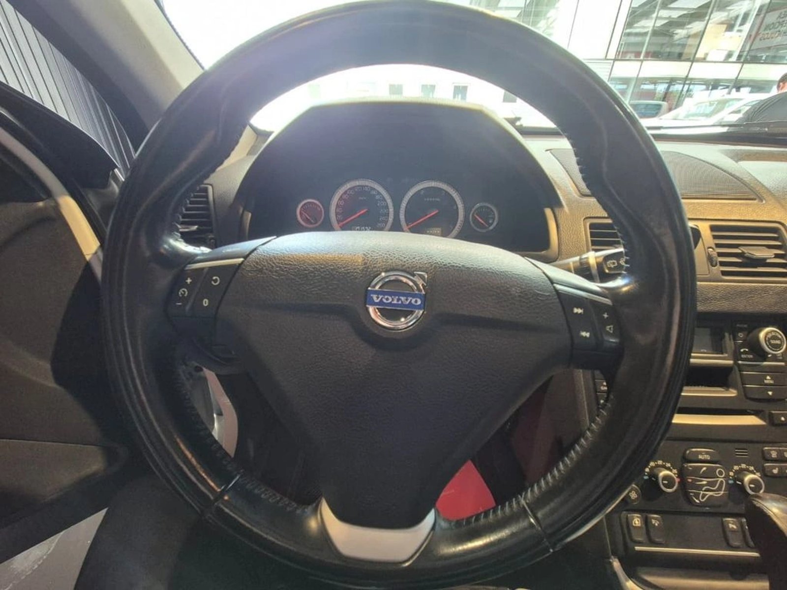 VOLVO XC90 D5 AWD 2014 - Imagen 9 de 18