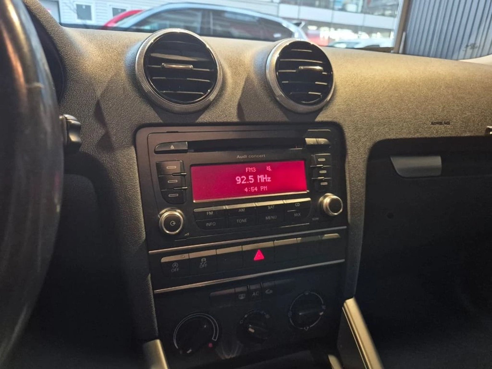 AUDI A3 1.2 T 4X2 MT 3P 2013 - Imagen 12 de 14