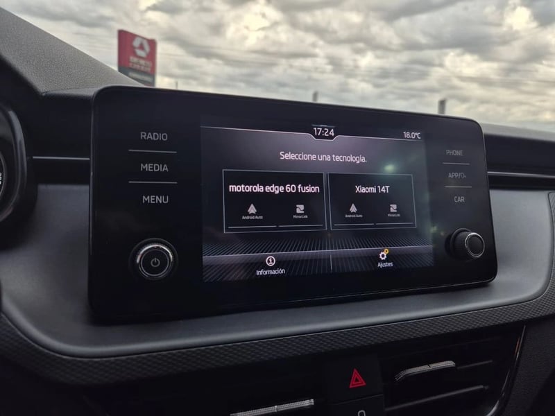 Skoda KAMIQ 1.5 TSI AMBITION AT 2022 - Imagen 13 de 19