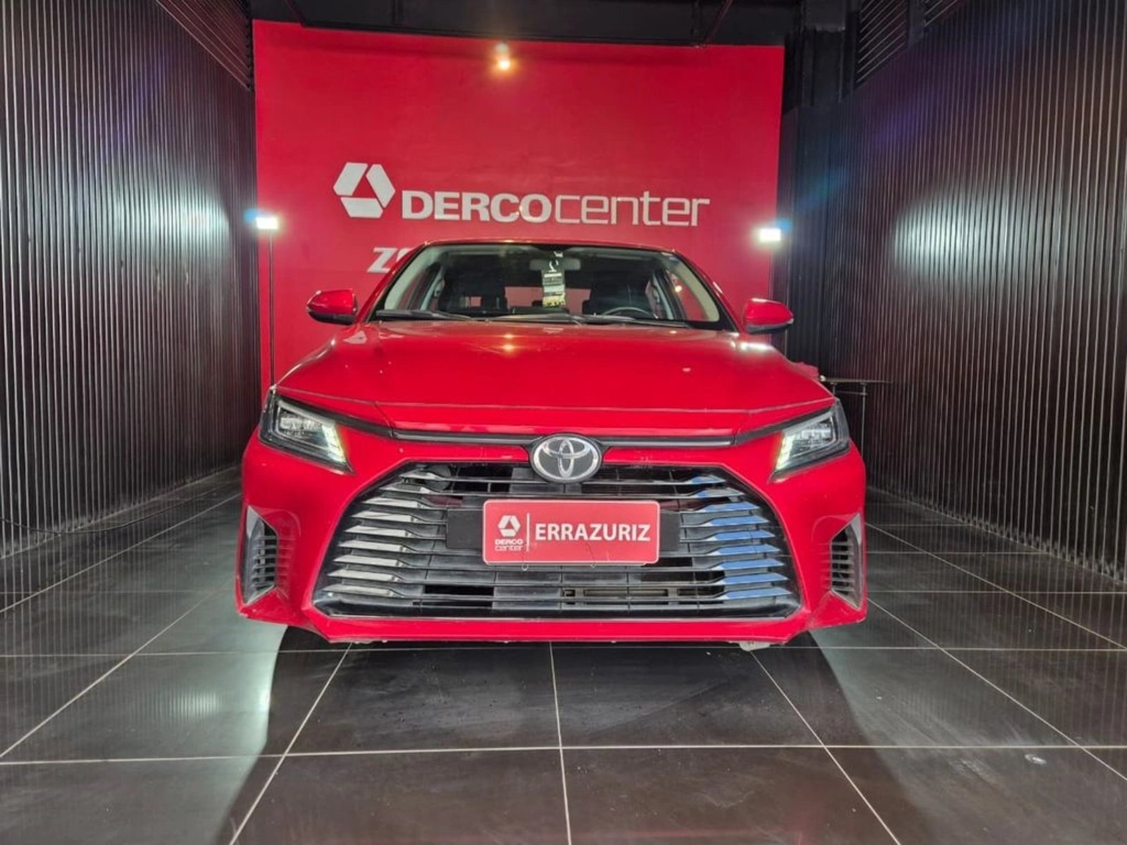 Toyota YARIS 1.5 E SPORT AT 2024 - Foto 2 de 16