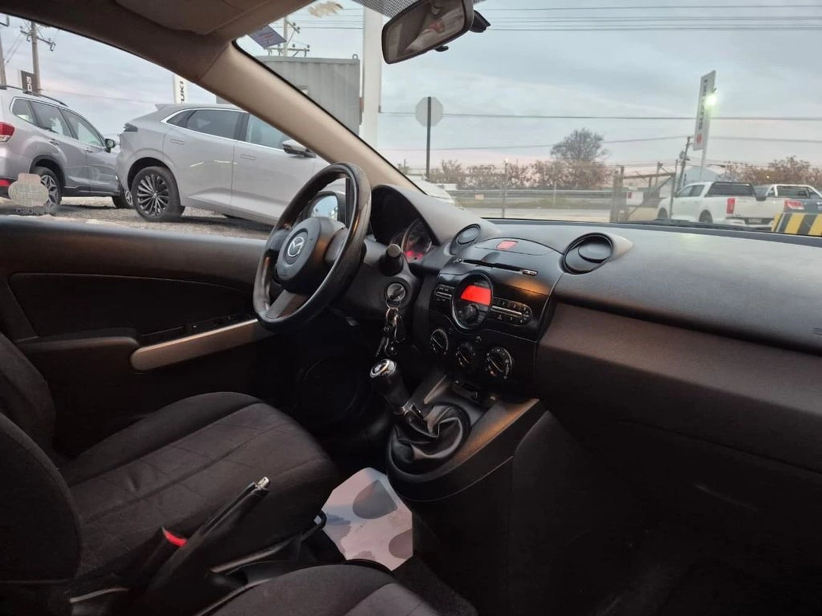 Mazda 2 1.5 SPORT S FULL 4X2 MT 5P 2014 - Imagen 11 de 20