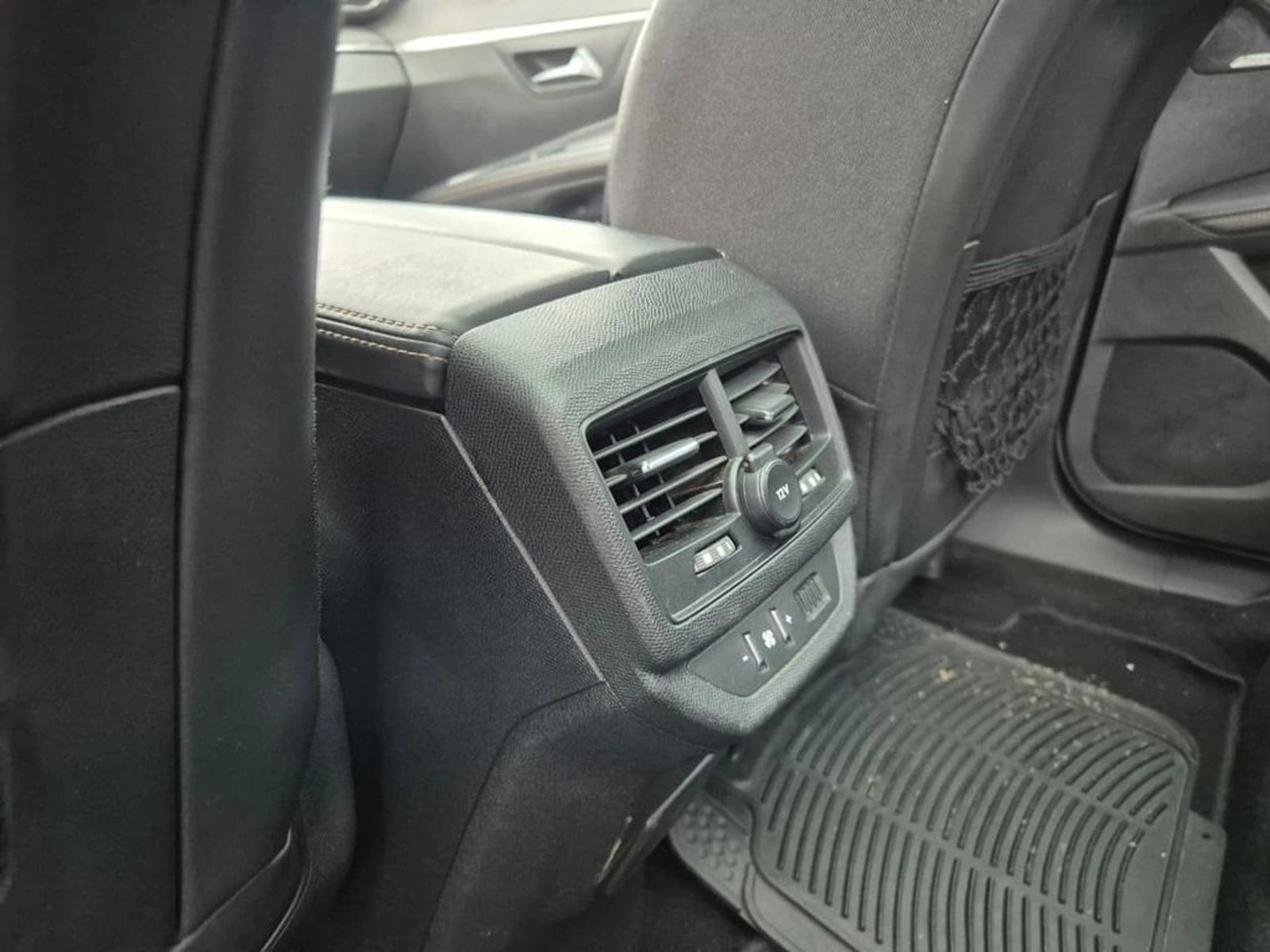 Peugeot 5008 2.0 2020 - Imagen 11 de 20