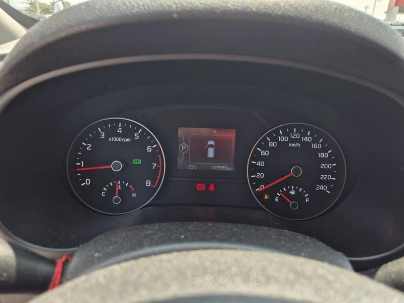 Kia SPORTAGE SPORTAGE LX 2.0 GSL 6AT 6AB 2017 - Imagen 15 de 20