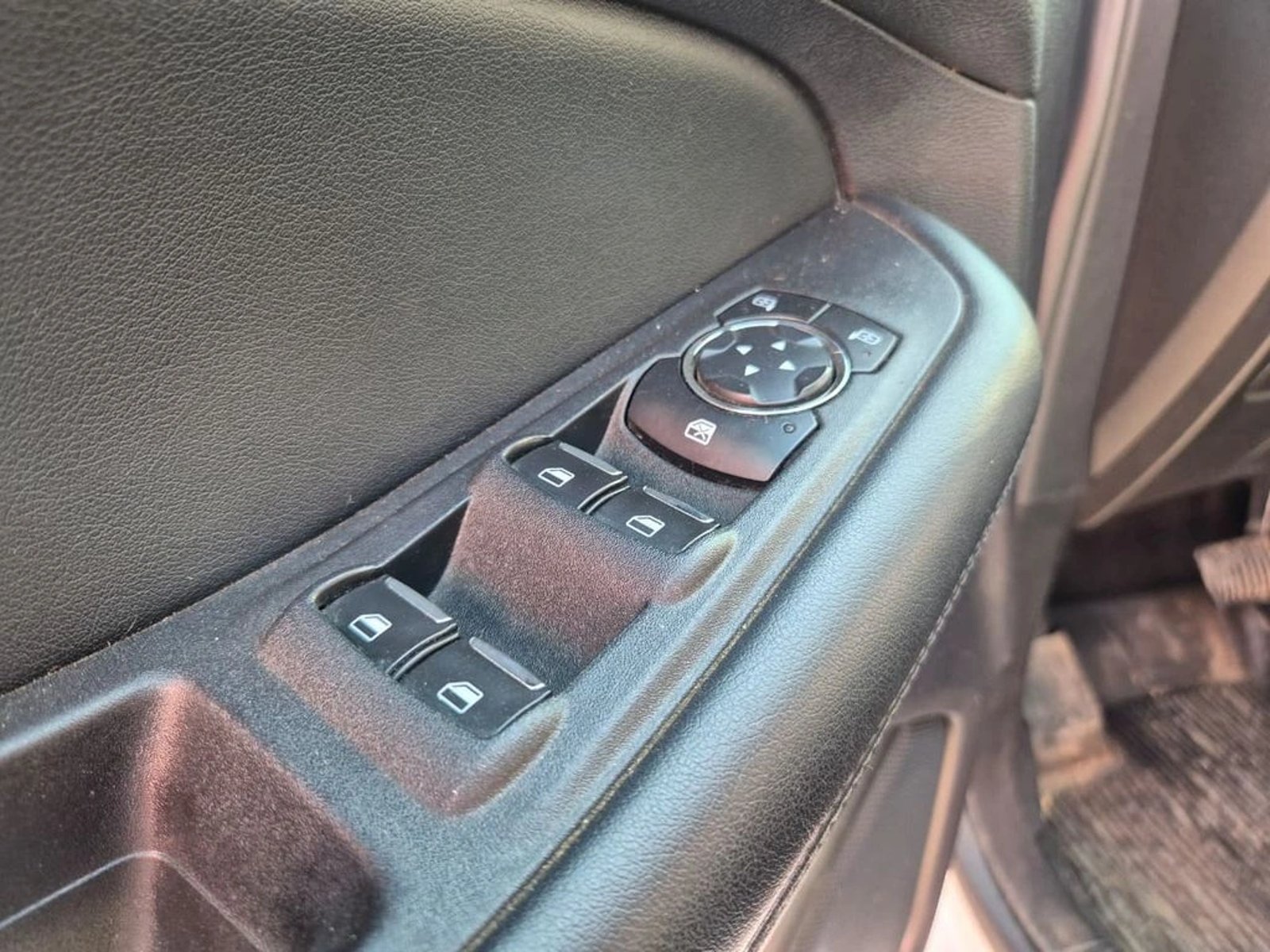 Ford EDGE 2.0 SEL ECOBOOST AWD AT 5P 2023 - Imagen 17 de 17