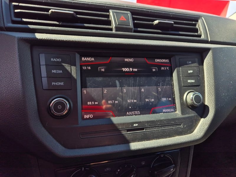 SEAT IBIZA 1.6 STYLE MT 4X2 2021 - Imagen 15 de 20