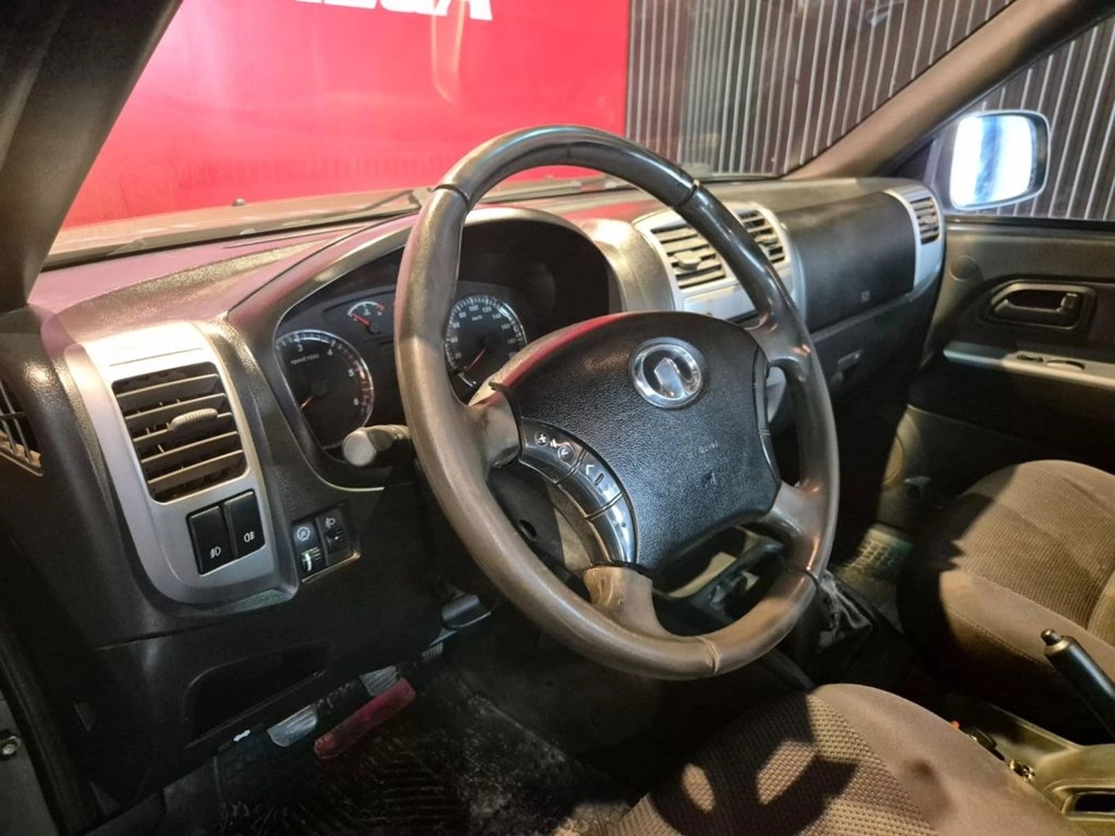 GREAT WALL WINGLE 2.0 TURBO DIESEL 4X2 LUX MT 2P 2016 - Imagen 16 de 16