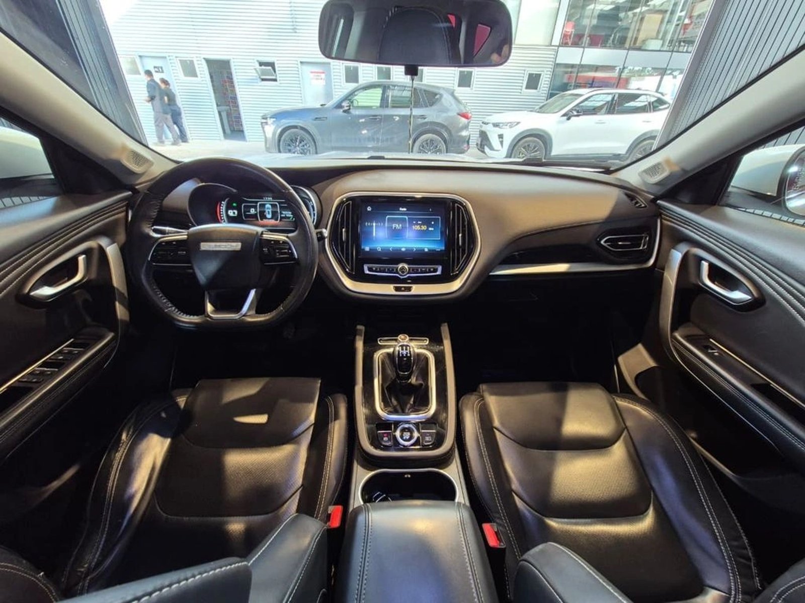 JETOUR X70 1.5T GLS 4X2 MT 5P 2024 - Imagen 9 de 20