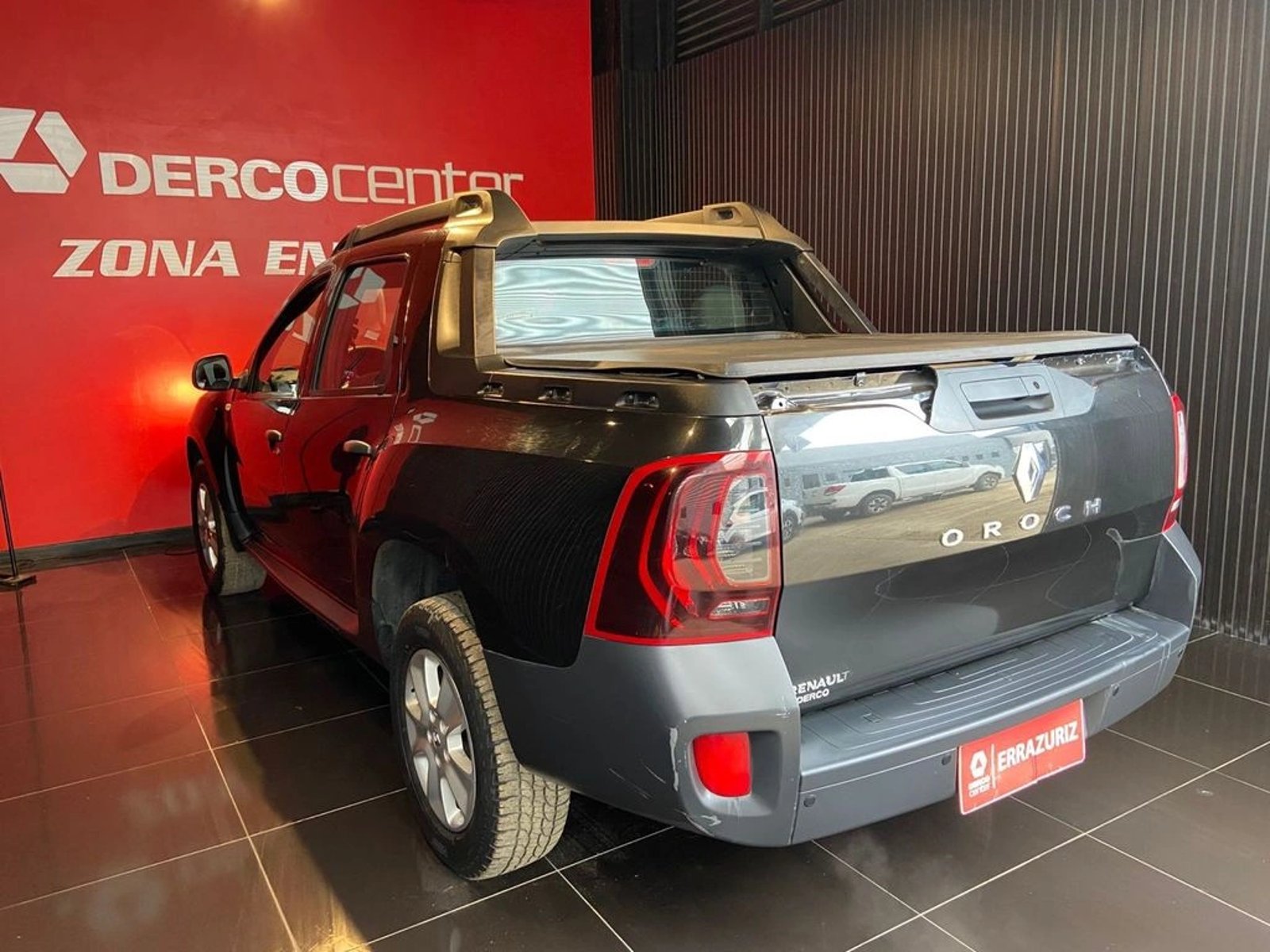 Renault Oroch 1.6 ZEN CD MT 2019 - Imagen 8 de 18