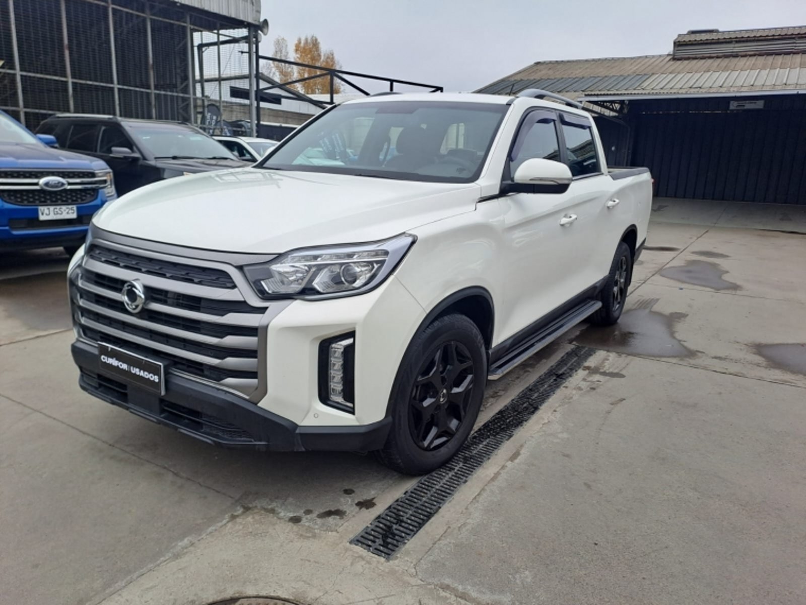 SSANGYONG GRAND MUSSO 2.2 LIMITED AT 4X4 DIESEL 2023 - Imagen 9 de 12