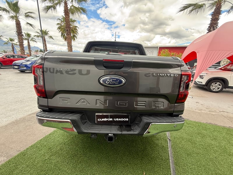 Ford RANGER 3.0 LIMITED AT 4X4 DIESEL 2025 - Imagen 6 de 17