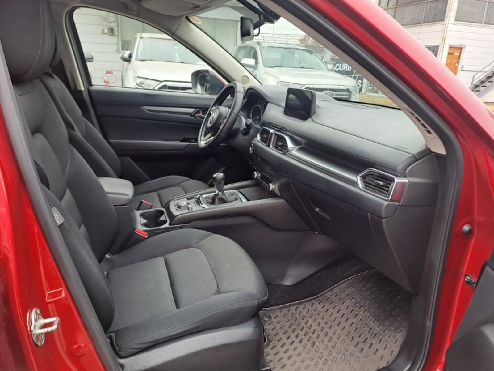 MAZDA CX-5 2.0 CORE MT 4X2 2022 - Imagen 6 de 12