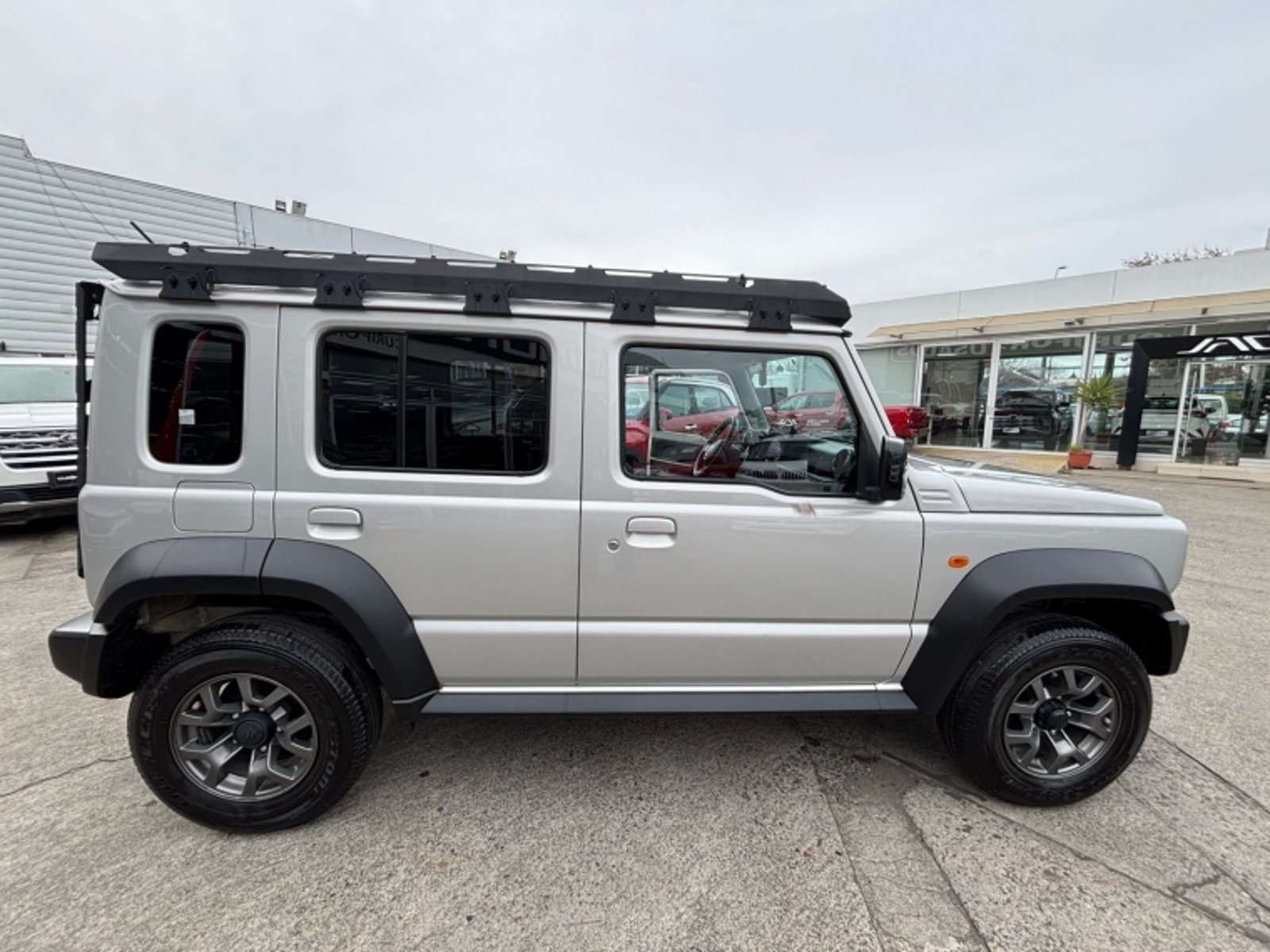 SUZUKI JIMNY 1.5 GLX AT 4X4 2025 - Imagen 7 de 17
