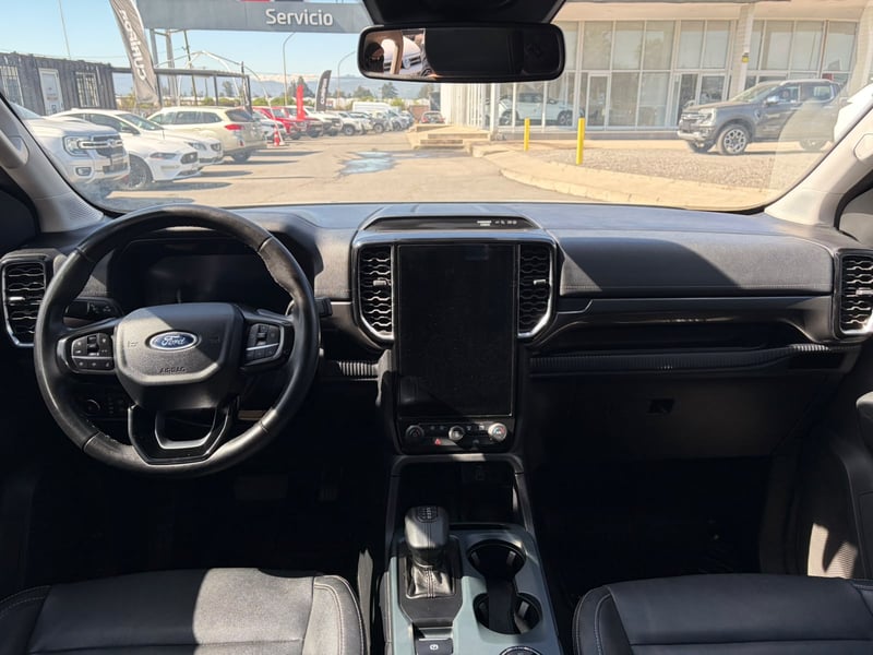 Ford RANGER 3.0 LIMITED AT 4X4 DIESEL 2024 - Imagen 7 de 10