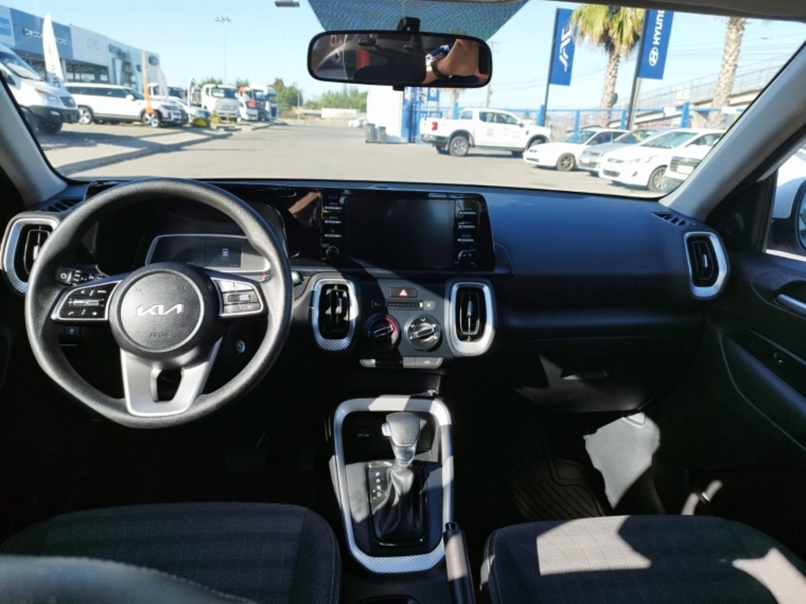 KIA SONET EX IVT 1.5 AUT 2024 - Imagen 6 de 9