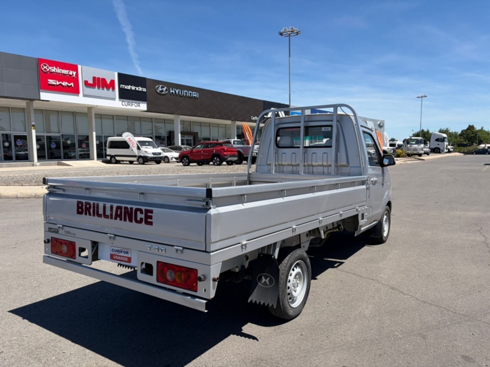 Brilliance T30 1.5 MT 2023 - Foto 2 de 11