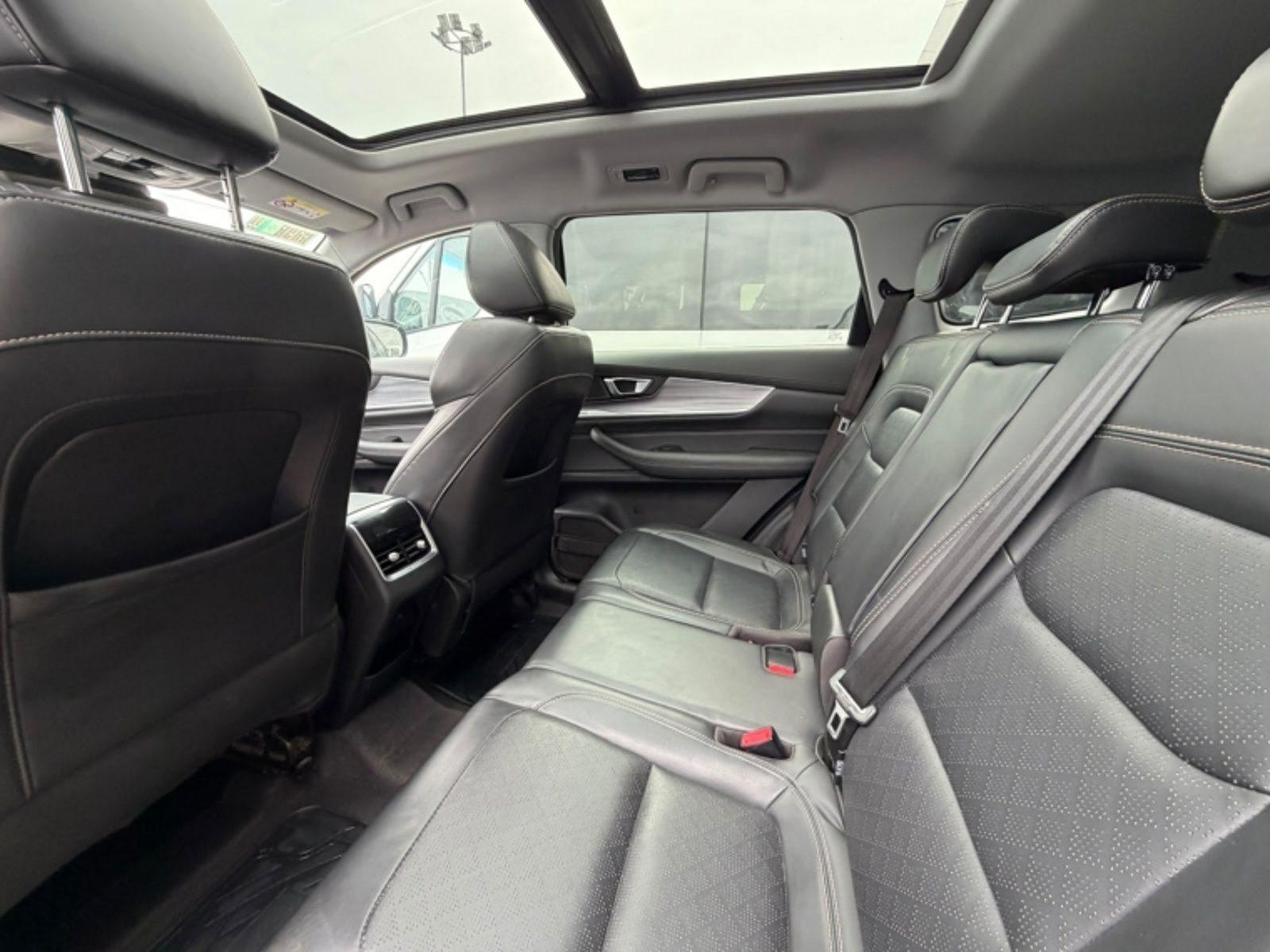 CHERY TIGGO 8 PRO 1.6 GDI GLX AT 2022 - Imagen 6 de 11