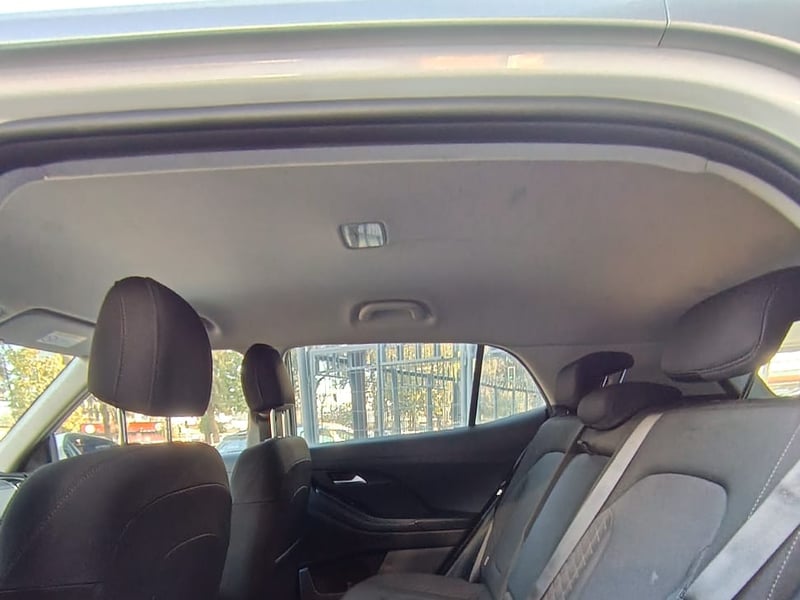 Hyundai CRETA 1.5 SU2ID PLUS AT 2025 - Imagen 9 de 13