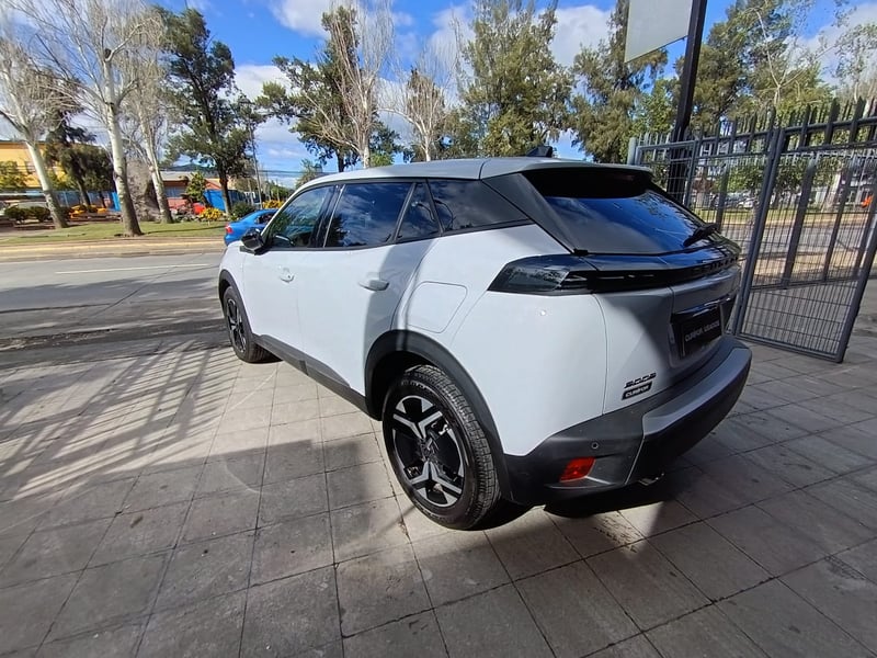 Peugeot 2008 1.2 STYLE MHEV 136 AT HIBRIDO 2026 - Imagen 7 de 15