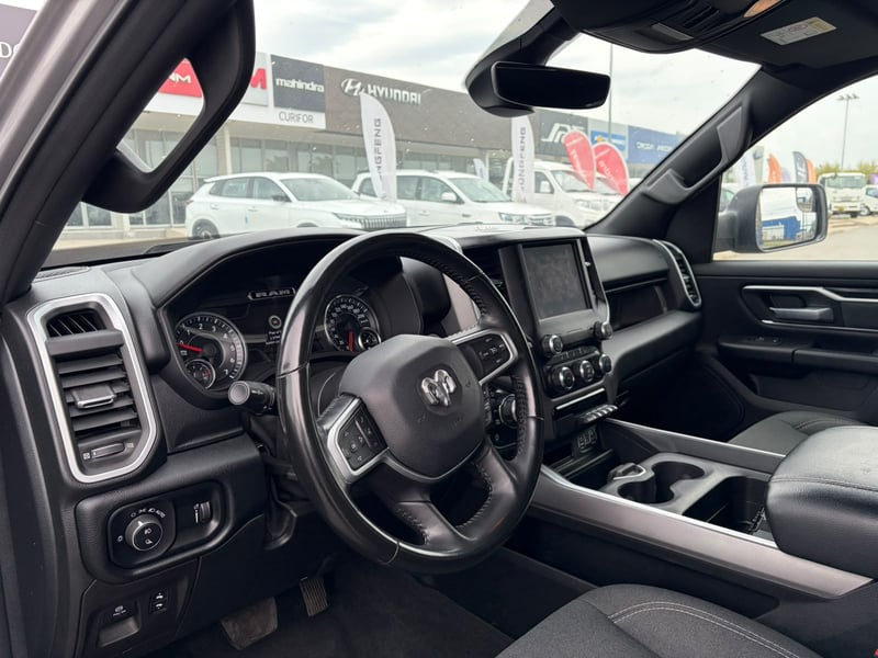 RAM 1500 BIG HORN CREW CAB 4X4 3.6 AUT 2022 - Imagen 8 de 10