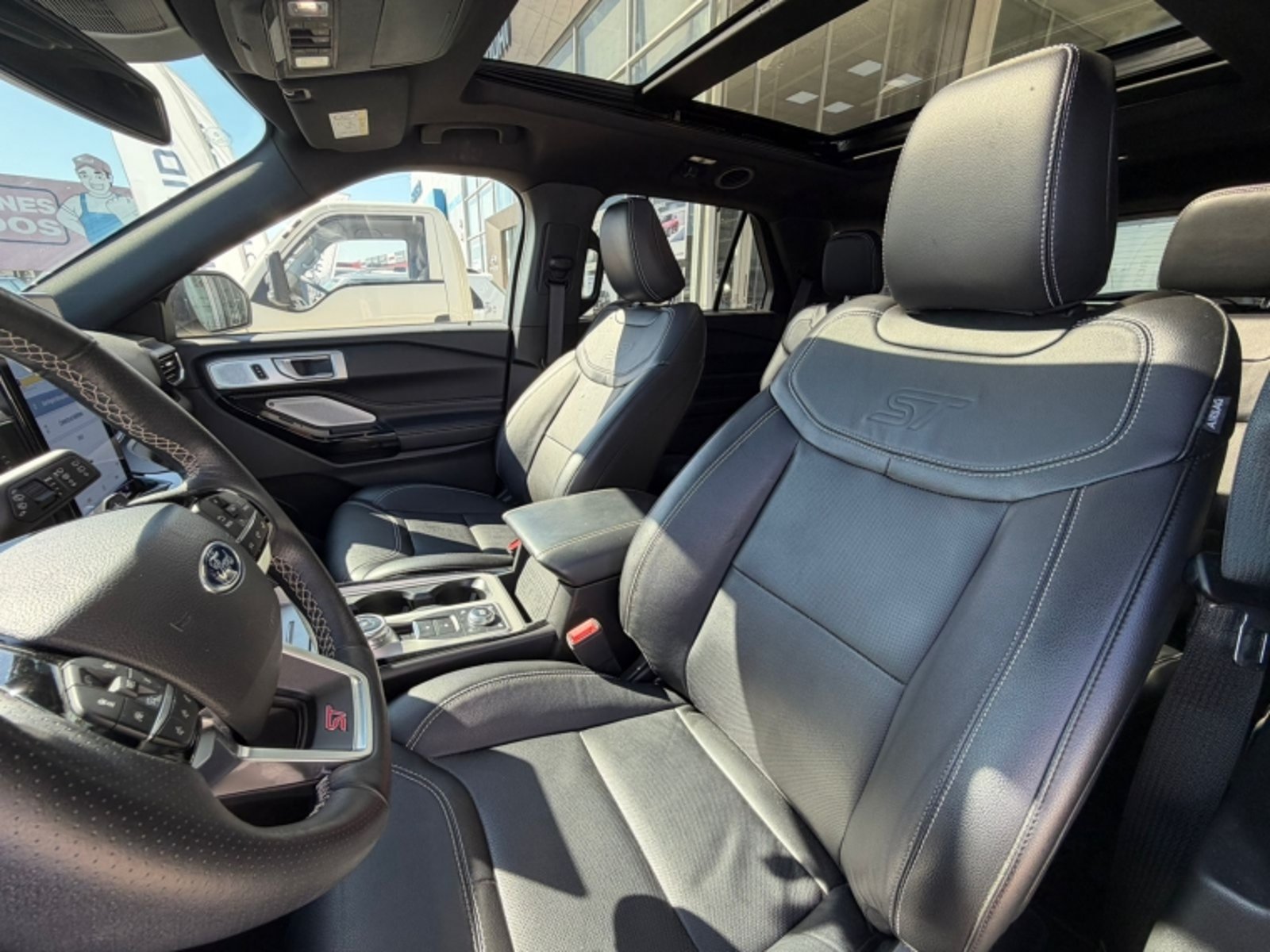 FORD EXPLORER ST 3.0 2024 - Imagen 7 de 14
