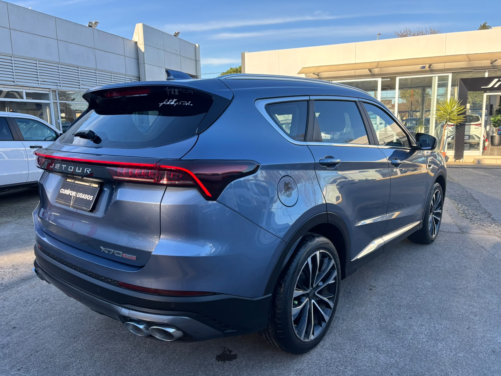Jetour X70 1.6 PLUS AT 2024 - Foto 3 de 5